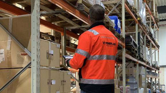 keuring en inspectie van magazijnstellingen